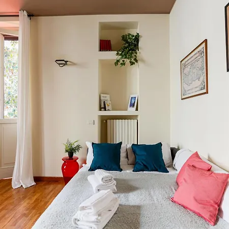 The Rent - Cozy In The Risorgimento Area ميلان