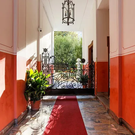The Rent - Cozy In The Risorgimento Area